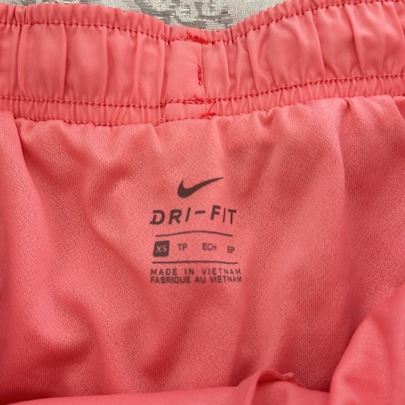 Women’s Nike Shorts - Picture 3 of 4